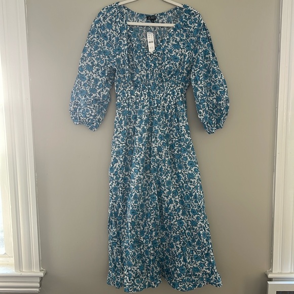 J. Crew Dresses & Skirts - NWT J. Crew Blue Floral V-neck midi dress XS